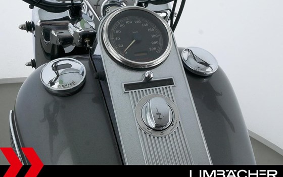 Gebrauchtmotorrad Harley-Davidson Road King Classic FLHRC - Bild 21