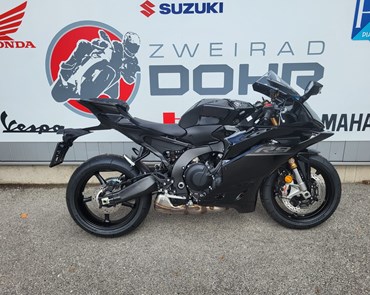 Yamaha R9