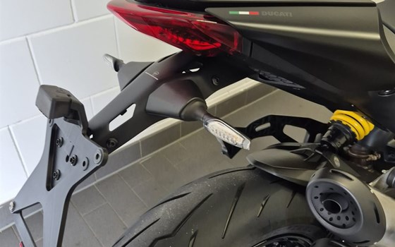 Gebrauchtmotorrad Ducati Monster + - Bild 8