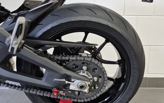 Gebrauchtmotorrad Ducati Monster + - Bild 18