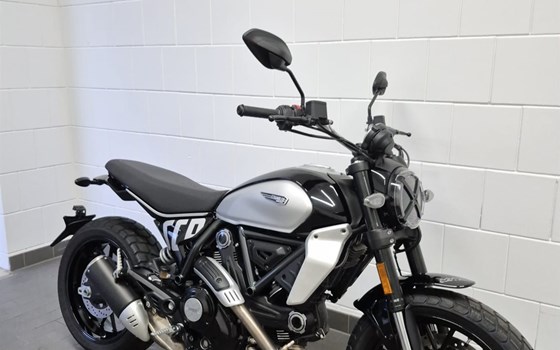 Gebrauchtmotorrad Ducati Scrambler Icon - Bild 2