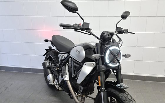 Gebrauchtmotorrad Ducati Scrambler Icon - Bild 17