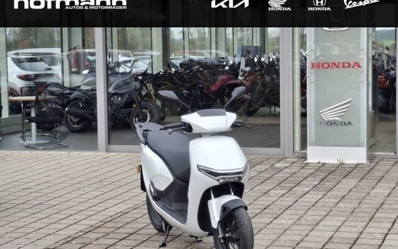 Gebrauchtmotorrad Honda CUV e: - Bild 1