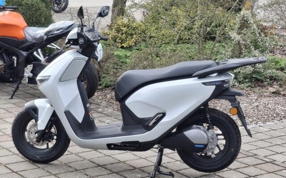 Gebrauchtmotorrad Honda CUV e: - Bild 3