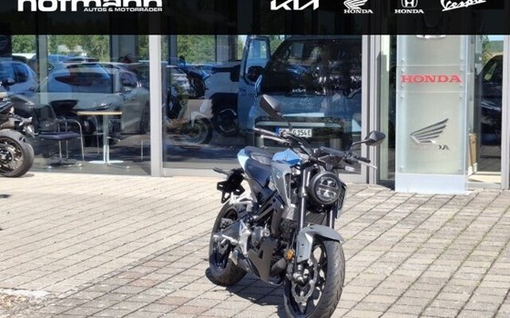 Gebrauchtmotorrad Honda CB125R - Bild 1