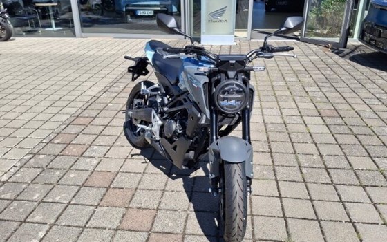 Gebrauchtmotorrad Honda CB125R - Bild 12