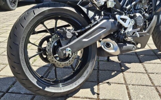 Gebrauchtmotorrad Honda CB125R - Bild 7