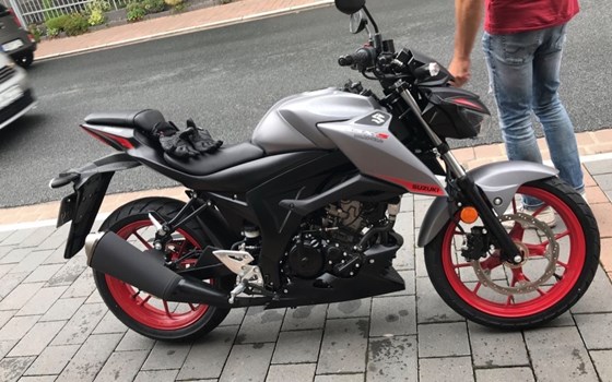 Gebrauchtmotorrad Suzuki GSX-S125 - Bild 1
