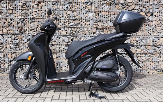Gebrauchtmotorrad Honda SH125i - Bild 1