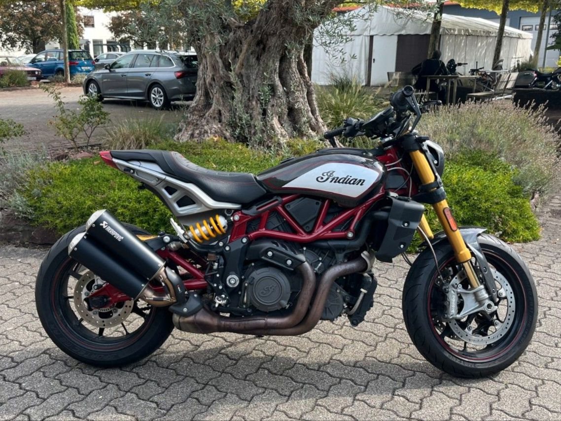 Indian FTR R Carbon