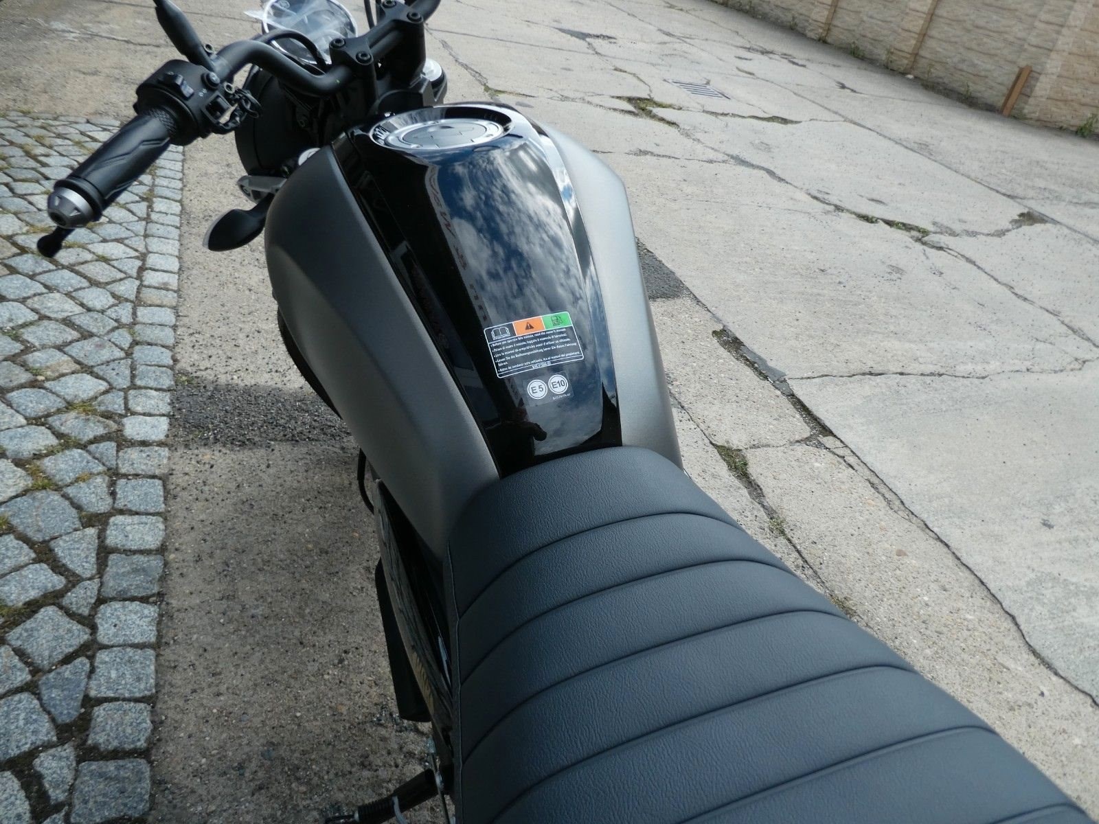 Yamaha XSR125