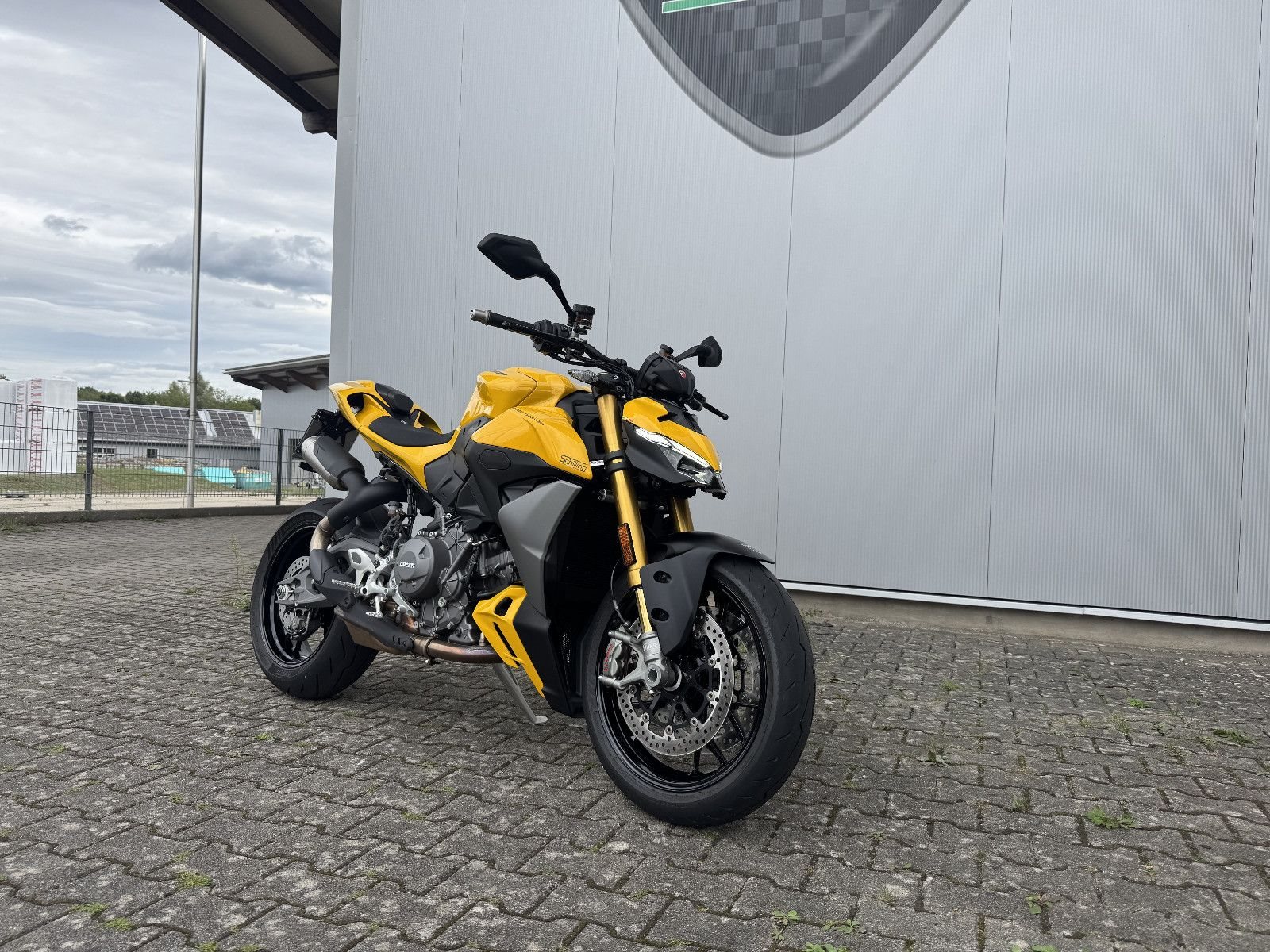 Gebrauchtfahrzeug