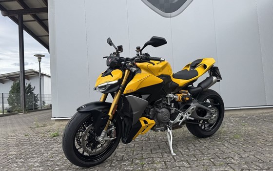Gebrauchtmotorrad Ducati Streetfighter V2 S - Bild 13