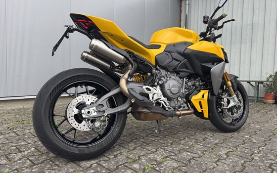 Gebrauchtmotorrad Ducati Streetfighter V2 S - Bild 5