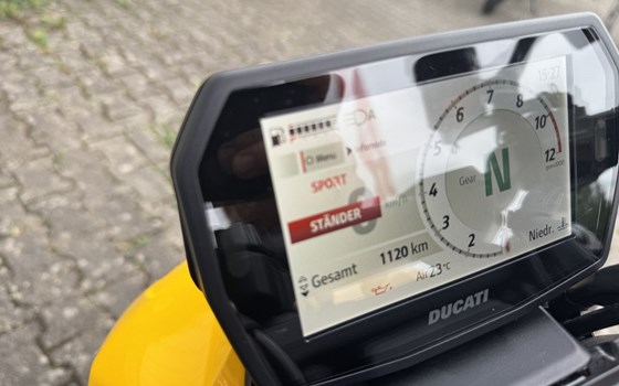 Gebrauchtmotorrad Ducati Streetfighter V2 S - Bild 7