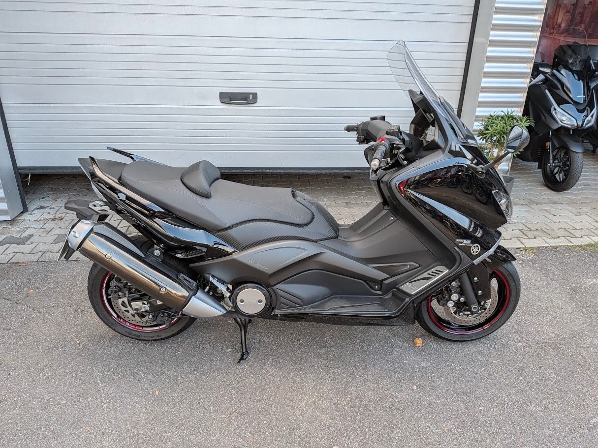 Yamaha T-MAX 500