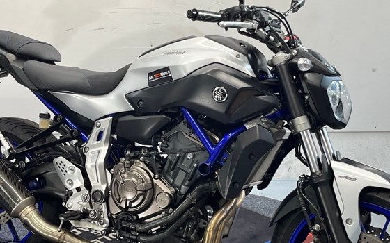 Gebrauchtmotorrad Yamaha MT-07 - Bild 2