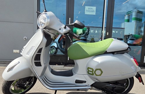 Neumotorrad Vespa GTS 310 Edizione Ottantesimo
