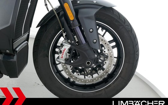 Gebrauchtmotorrad Triumph Rocket 3 TFC - Bild 14