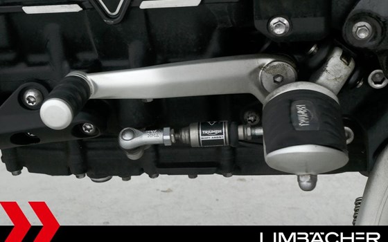 Gebrauchtmotorrad Triumph Rocket 3 TFC - Bild 22