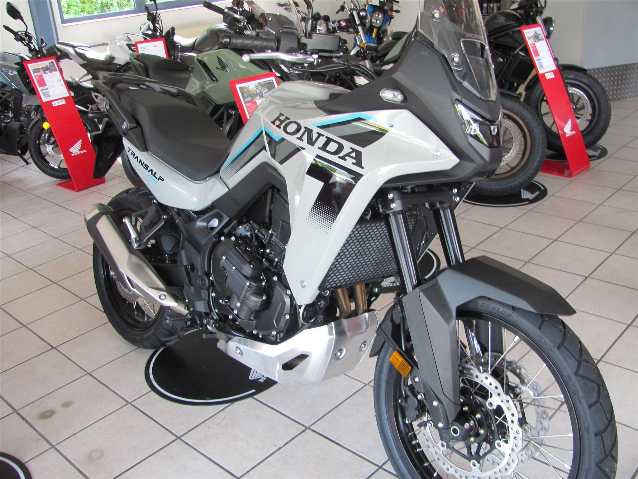 Honda XL750 Transalp E-Clutch