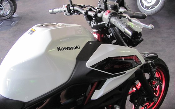 Gebrauchtmotorrad Kawasaki Z 500 SE - Bild 7