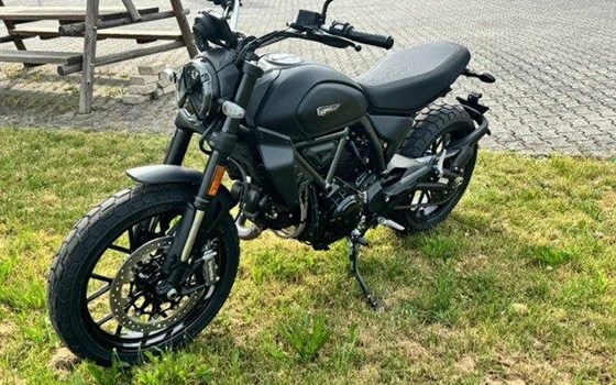 Gebrauchtmotorrad Ducati Scrambler Icon Dark - Bild 2