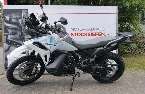 Neumotorrad CFMOTO 1000MT-X