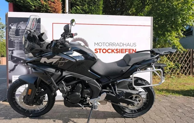 CFMOTO 700MT