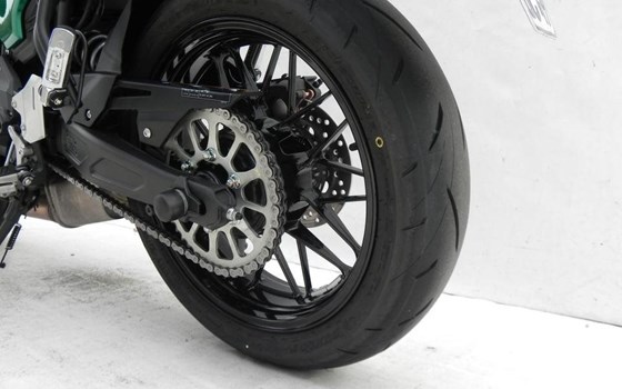 Gebrauchtmotorrad Kawasaki Z650 RS - Bild 5