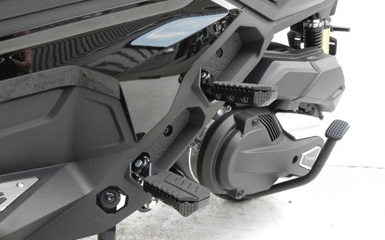 Gebrauchtmotorrad Voge SR450X - Bild 9