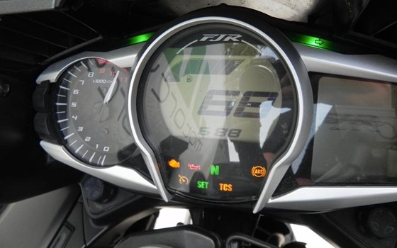 Gebrauchtmotorrad Yamaha FJR 1300 - Bild 15