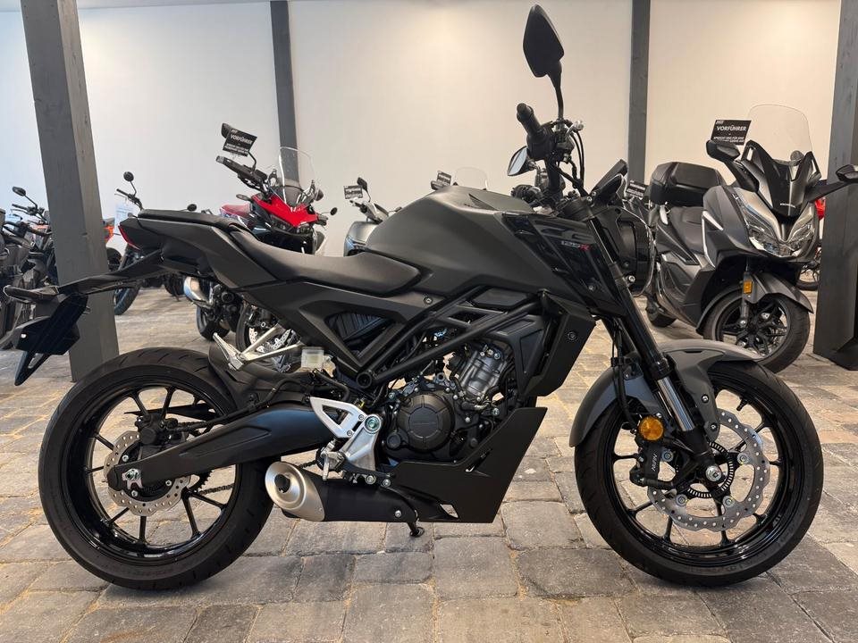 Honda CB125R