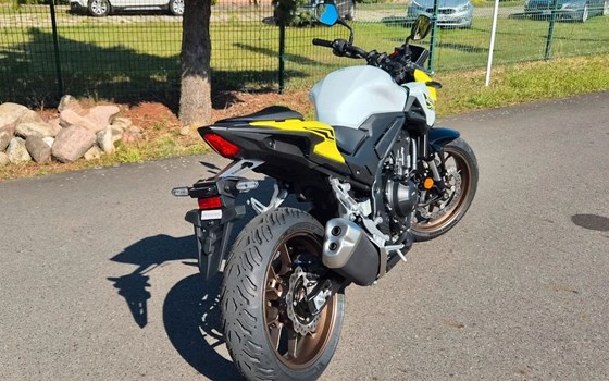 Gebrauchtmotorrad Honda CB500 Hornet - Bild 3