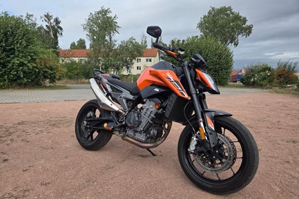 KTM 790 Duke L