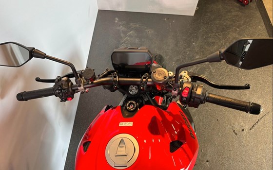 Gebrauchtmotorrad Ducati Monster - Bild 3