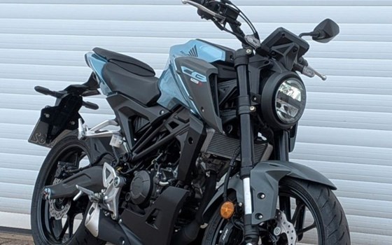 Gebrauchtmotorrad Honda CB125R - Bild 1