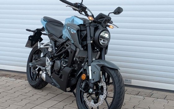 Gebrauchtmotorrad Honda CB125R - Bild 3
