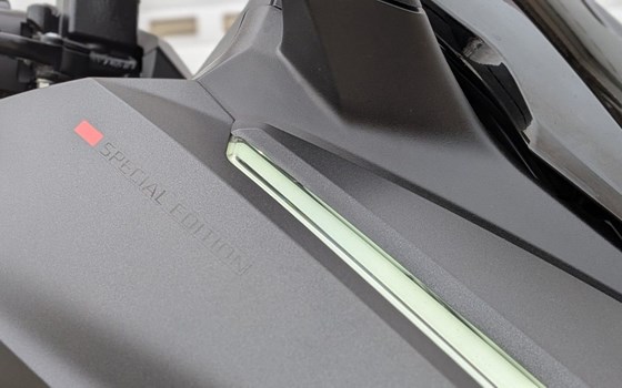 Gebrauchtmotorrad Honda Forza 125 - Bild 3
