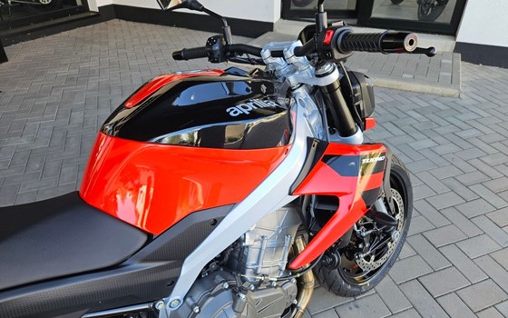 Neufahrzeug Aprilia Tuono 457 - Bild 10