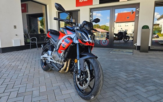 Neufahrzeug Aprilia Tuono 457 - Bild 11