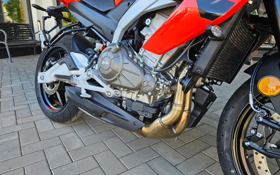 Neufahrzeug Aprilia Tuono 457 - Bild 13