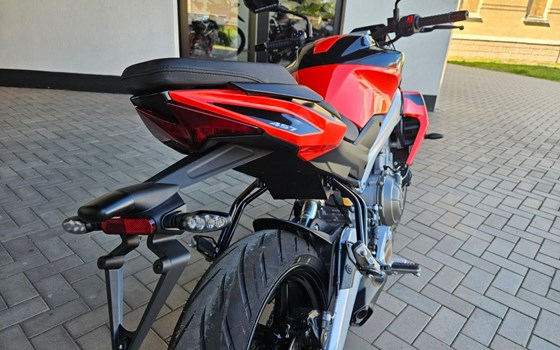 Neufahrzeug Aprilia Tuono 457 - Bild 14