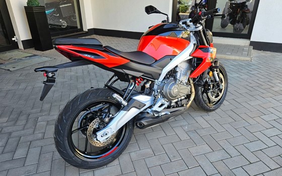 Neufahrzeug Aprilia Tuono 457 - Bild 9