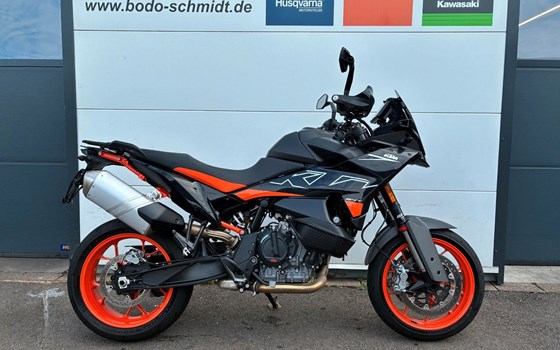 Gebrauchtmotorrad KTM 890 SMT - Bild 1