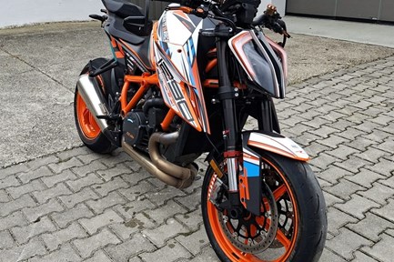 KTM 1290 Super Duke R