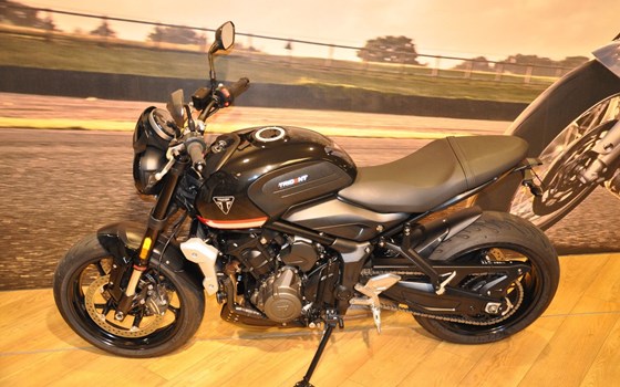 Gebrauchtmotorrad Triumph Trident 660 - Bild 5