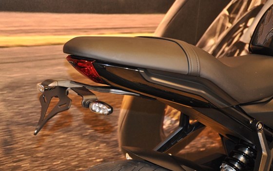 Gebrauchtmotorrad Triumph Trident 660 - Bild 7
