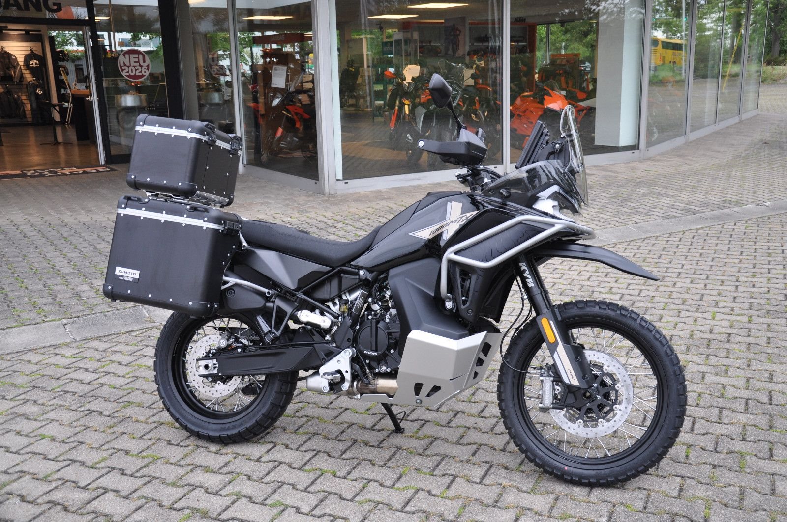 CFMOTO 800MT-X