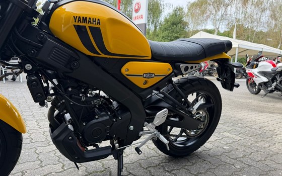 Gebrauchtmotorrad Yamaha XSR125 - Bild 8